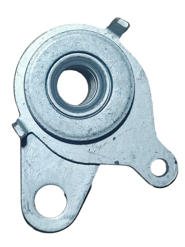 NUT - FLAG TYPE - LR090533