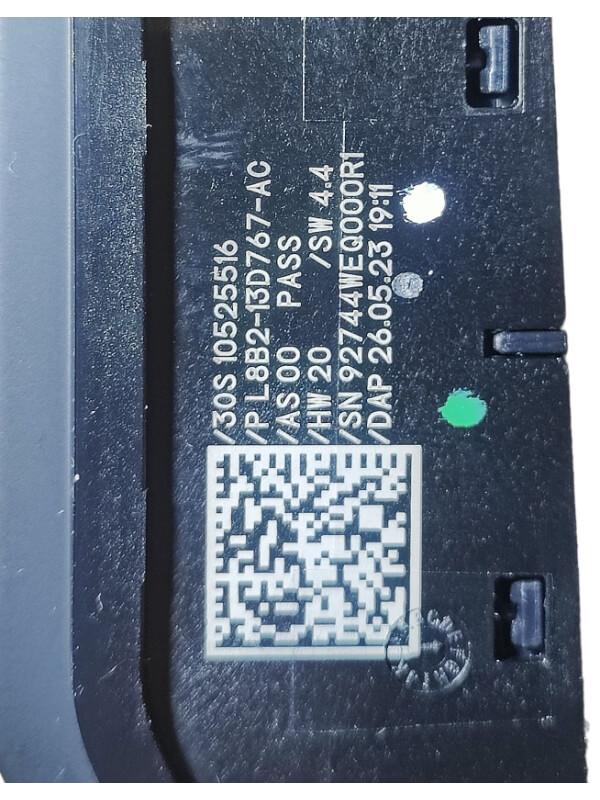 SWITCH - STEERING WHEEL LR149856 L8B213D767AC LR129189